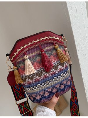 2022 New Ethnic Style Tassel Bucket Bag Wide Shoulder Strap Shoulder Crossbody Small Bag